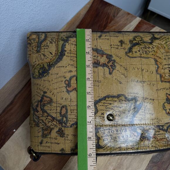 Patricia Nash Kirby Medium East West Leather Crossbody Map - Picture 15 of 15